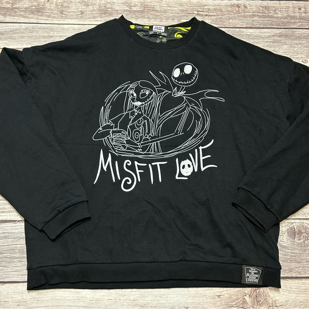 OH MY DISNEY Nightmare Before Christmas MISFIT LOVE Black Reversible Sweater XL
